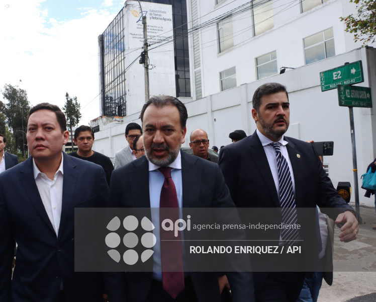 REUNION ALCALDES CANCILLER