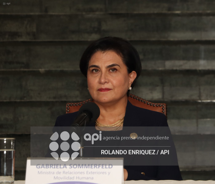 REUNION ALCALDES CANCILLER