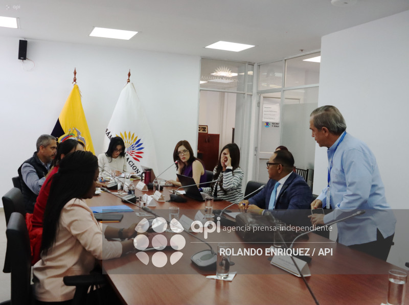 COMISION DE LA NINEZ CASO NEONATOS