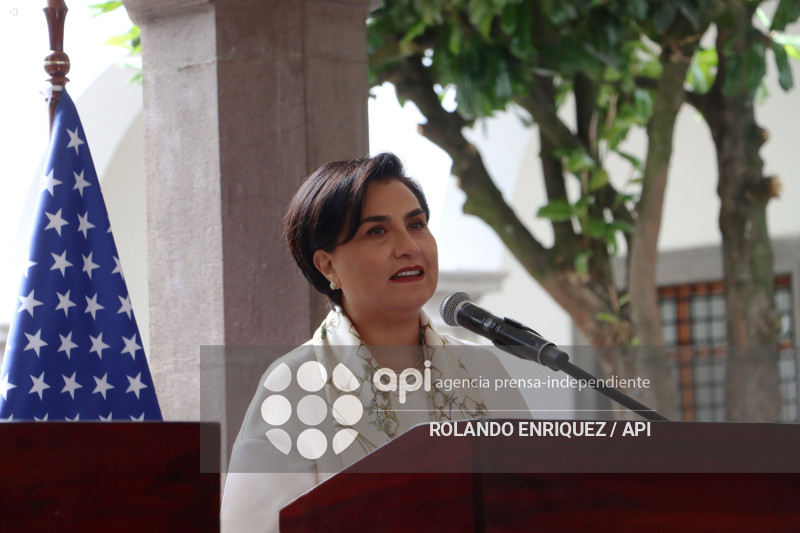 VISITA CARONDELET MARCO RUBIO