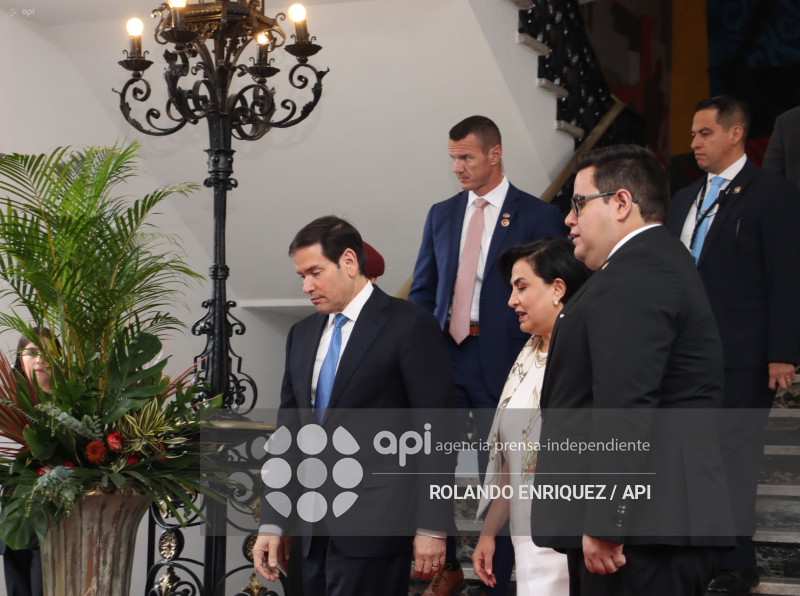 VISITA CARONDELET MARCO RUBIO