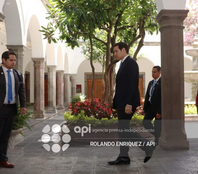 VISITA CARONDELET MARCO RUBIO