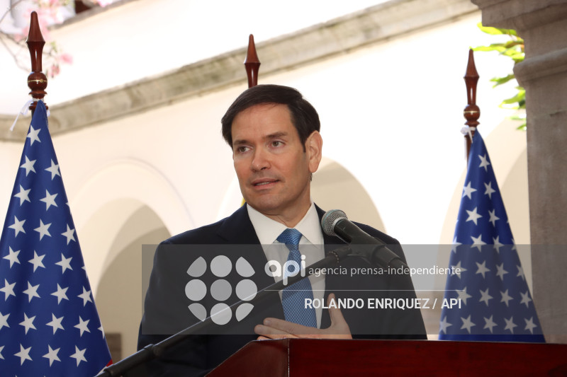VISITA CARONDELET MARCO RUBIO