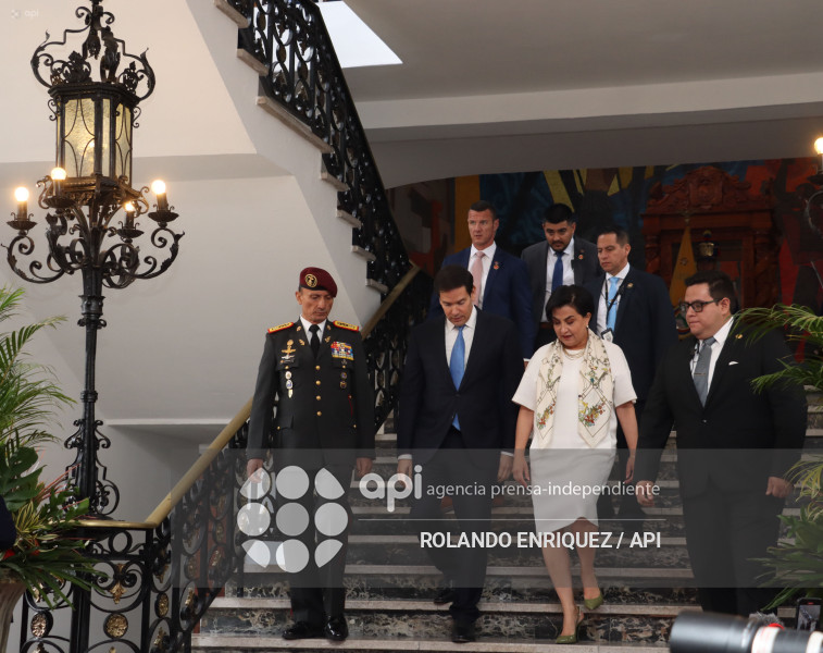 VISITA CARONDELET MARCO RUBIO