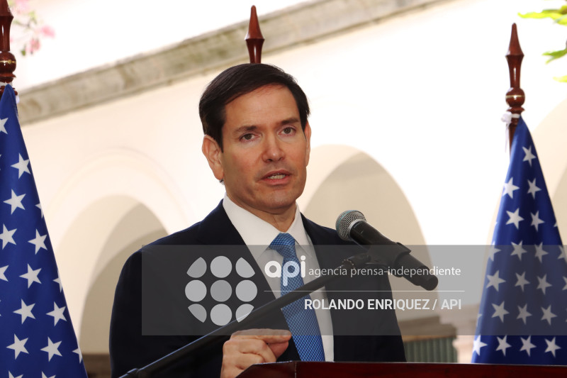 VISITA CARONDELET MARCO RUBIO