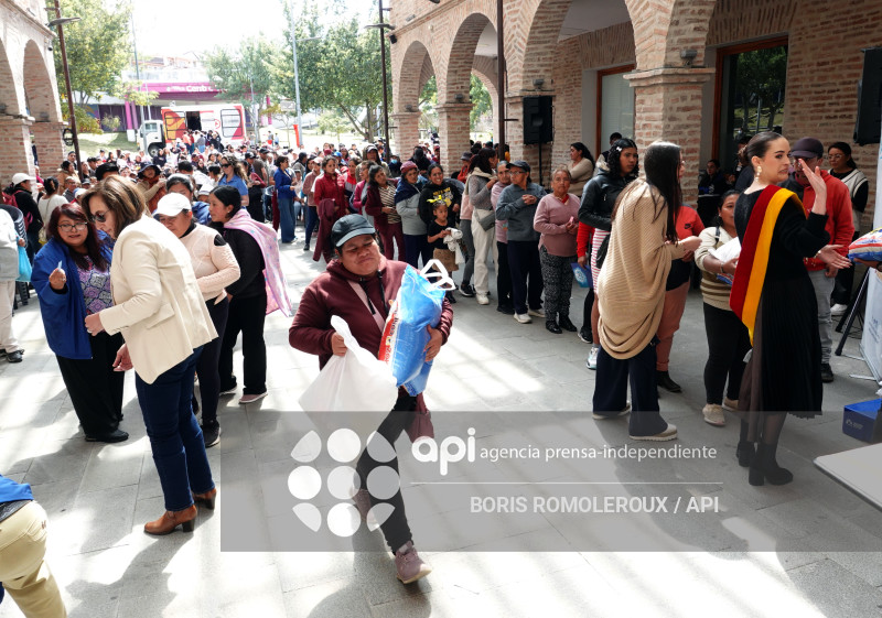 CUENCA-ENTREGA KIT ALIMENTICIOS