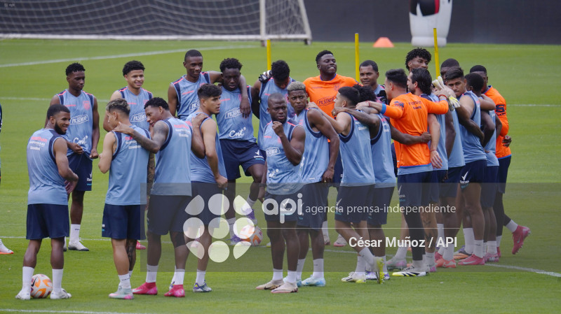 FBL-ENTRENAMIENTO TRICOLOR