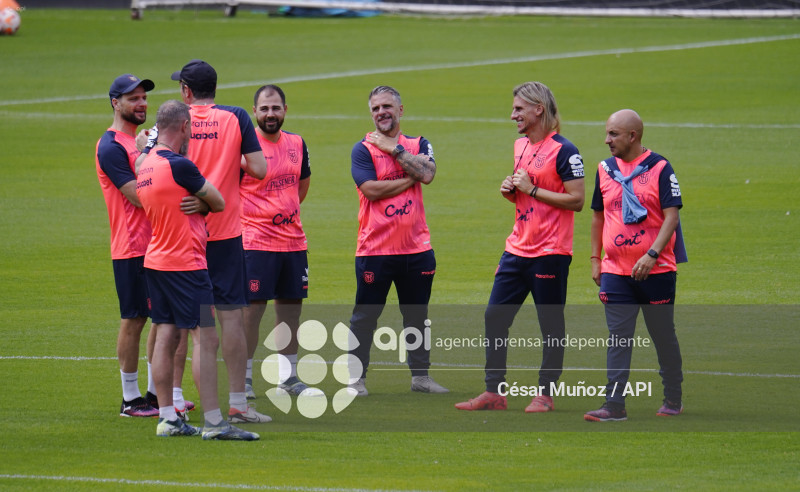 FBL-ENTRENAMIENTO TRICOLOR