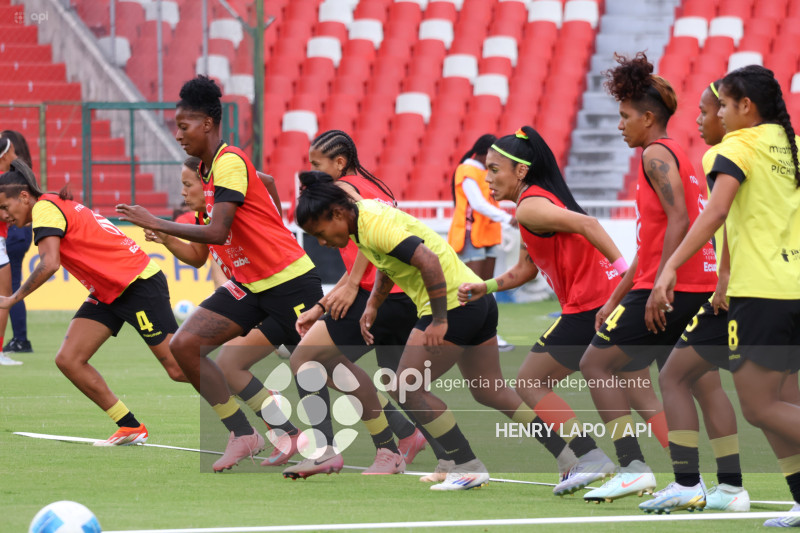 FBL SUPERLIGA FEMENINA LIGA QUITO VS BARCELONA