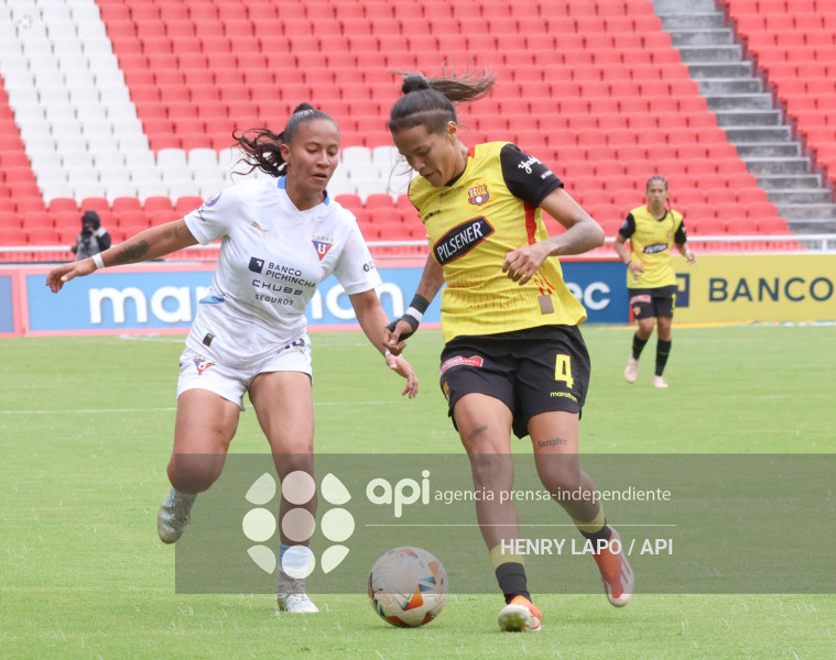 FBL SUPERLIGA FEMENINA LIGA QUITO VS BARCELONA