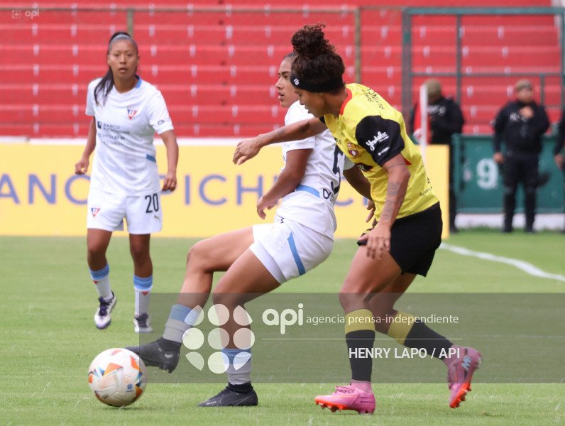 FBL SUPERLIGA FEMENINA LIGA QUITO VS BARCELONA