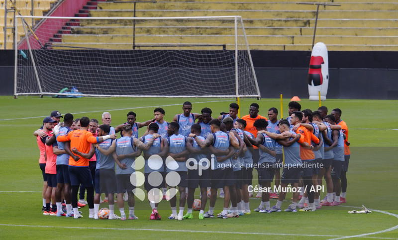 FBL-ENTRENAMIENTO TRICOLOR