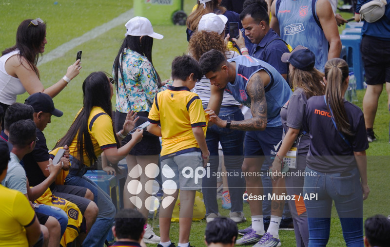 FBL-ENTRENAMIENTO TRICOLOR