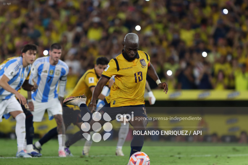 FBL-ELIMINATORIAS-ECUADOR-ARGENTINA