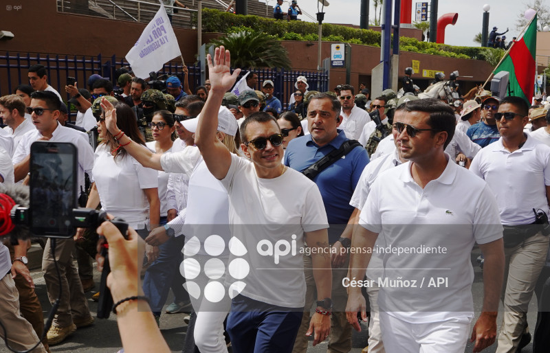 GYE-MARCHA GOBIERNO NOBOA
