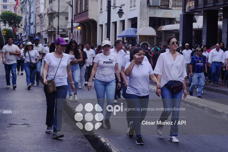 GYE-MARCHA GOBIERNO NOBOA