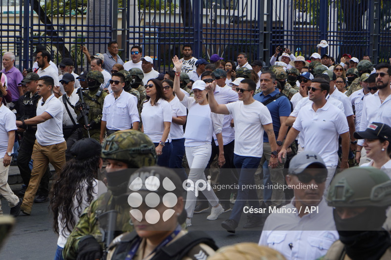GYE-MARCHA GOBIERNO NOBOA
