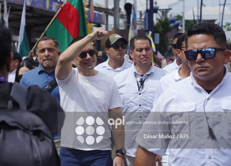 GYE-MARCHA GOBIERNO NOBOA