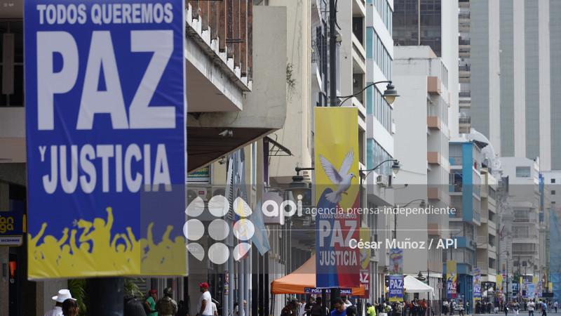 GYE-MARCHA GOBIERNO NOBOA