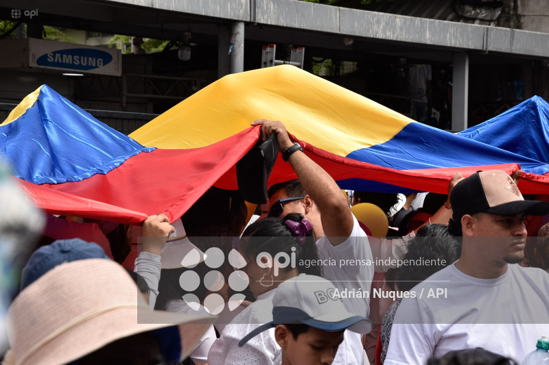 GYE-MARCHA GOBIERNO NOBOA