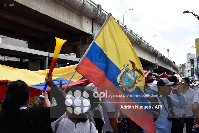 GYE-MARCHA GOBIERNO NOBOA