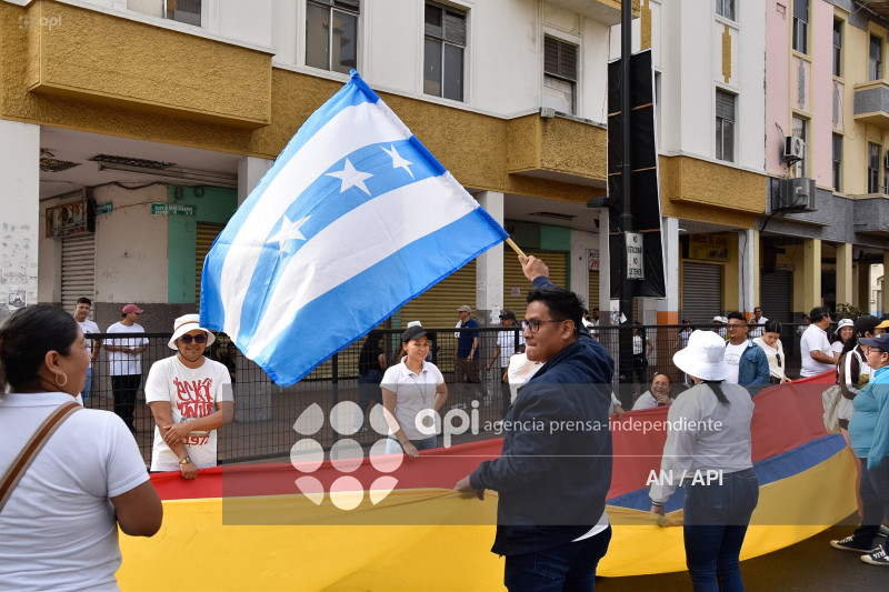 GYE-MARCHA GOBIERNO NOBOA