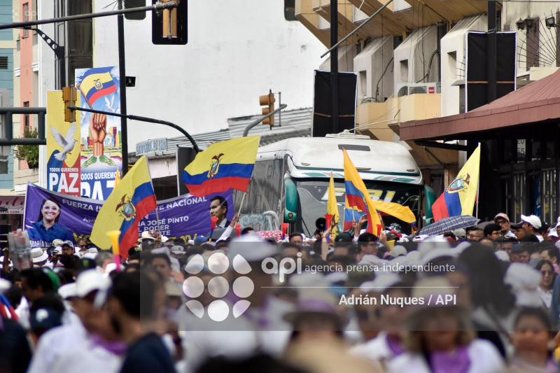 GYE-MARCHA GOBIERNO NOBOA