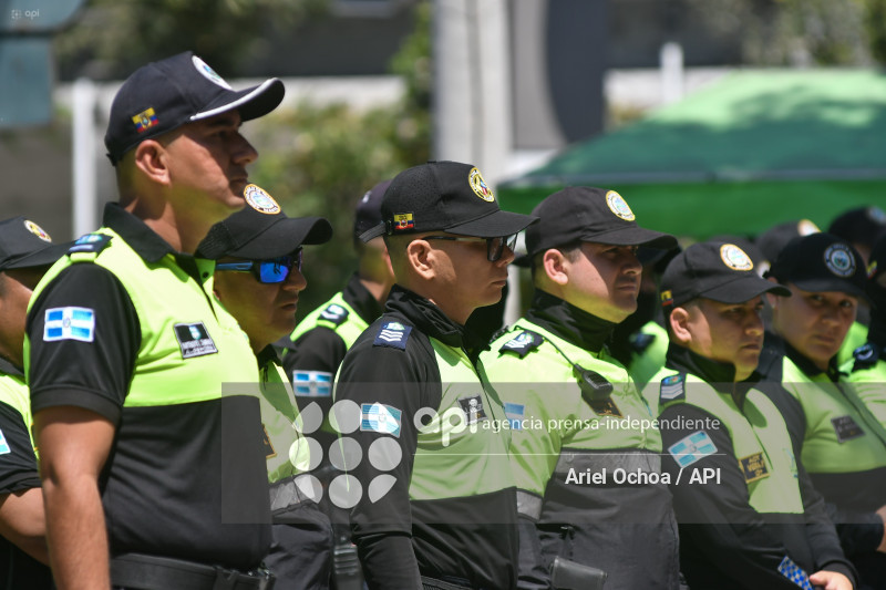 MANTA-AGENTES-TRANSITO-PLANTON