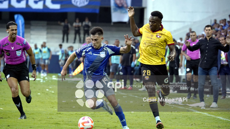 FBL-LIGAECUABET-EMELEC-BARCELONA