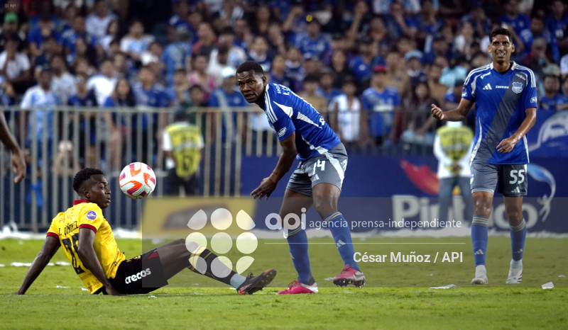 FBL-LIGAECUABET-EMELEC-BARCELONA