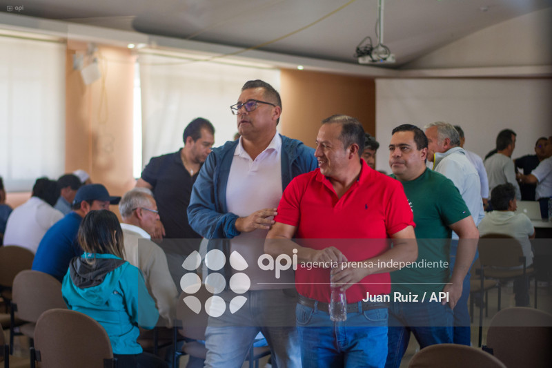 UIO-REUNION TRANSPORTISTAS