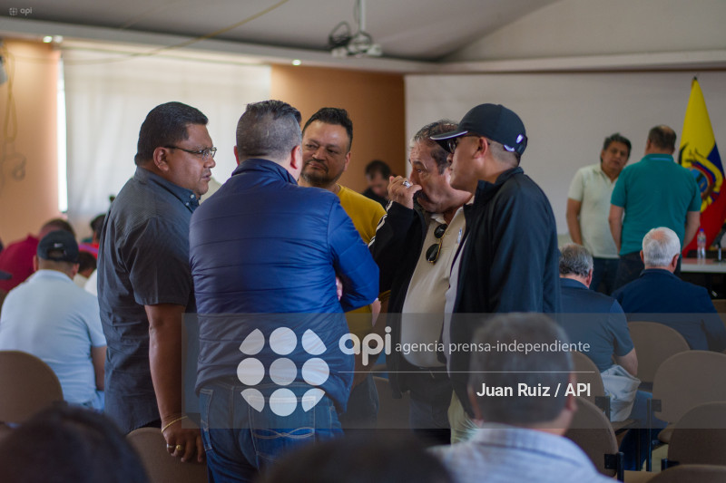 UIO-REUNION TRANSPORTISTAS