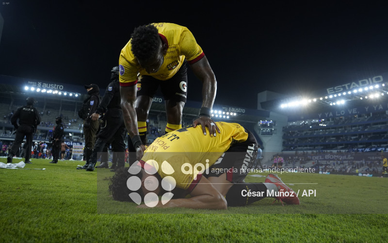 FBL-LIGAECUABET-EMELEC-BARCELONA