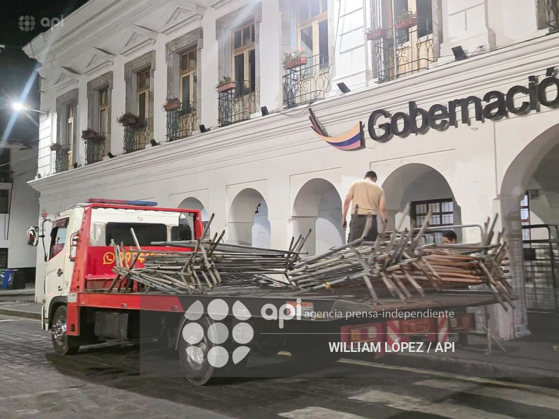 AMBIENTE GOBERNACION COTOPAXI