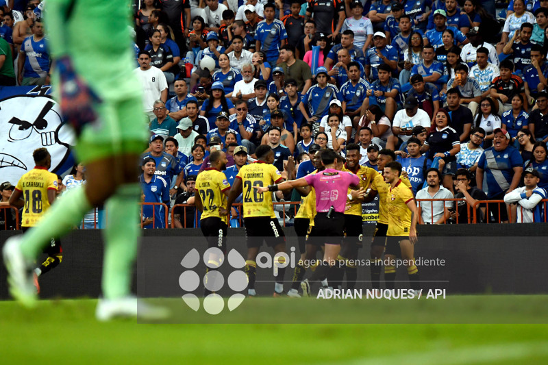 FBL-LIGAECUABET-EMELEC-BARCELONA