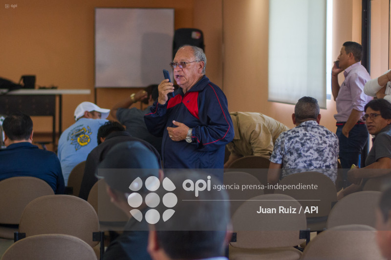 UIO-REUNION TRANSPORTISTAS