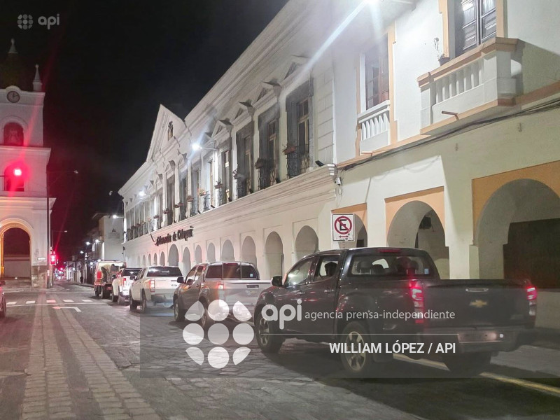 AMBIENTE GOBERNACION COTOPAXI