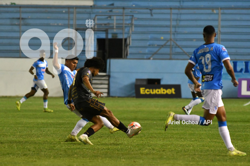 FBL-LIGA ECUABET-MANTA-AUCAS