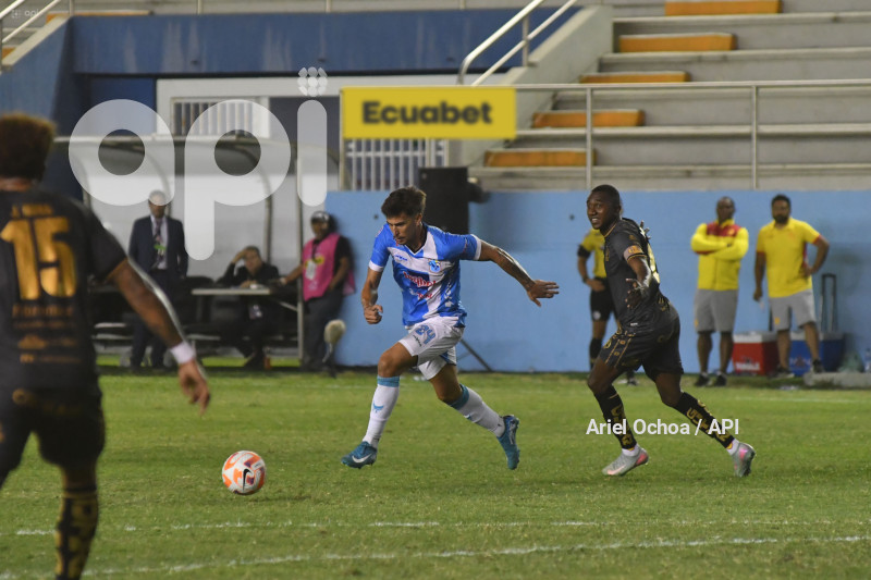 FBL-LIGA ECUABET-MANTA-AUCAS