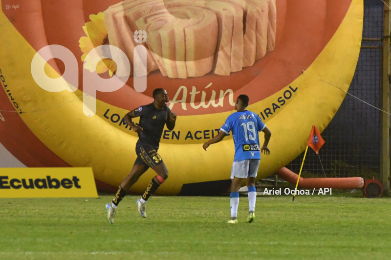 FBL-LIGA ECUABET-MANTA-AUCAS