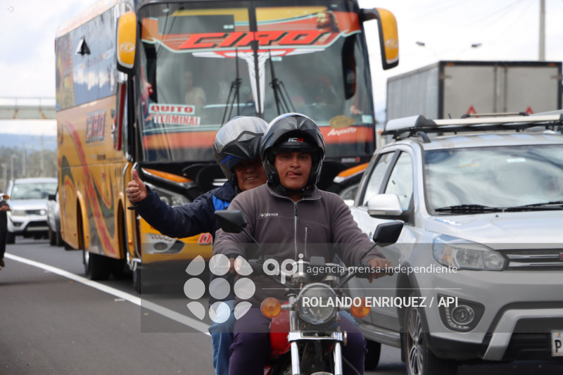 PARO TRANSPORTISTAS ALOAG