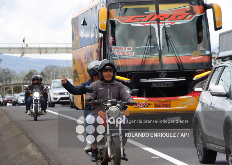 PARO TRANSPORTISTAS ALOAG
