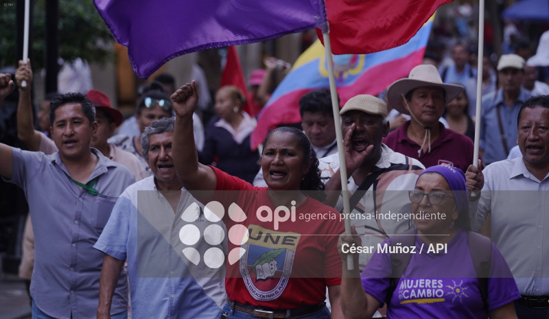 GYE-MARCHA CONTRA NOBOA