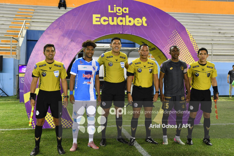 FBL-LIGA ECUABET-MANTA-AUCAS