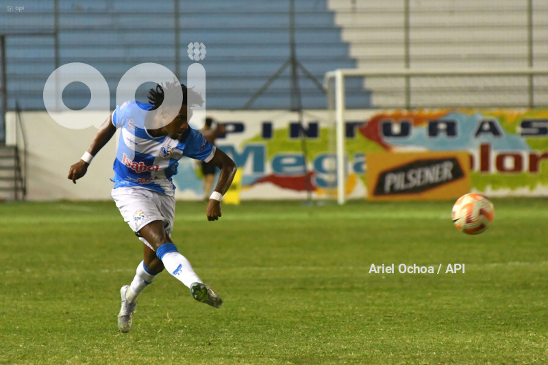 FBL-LIGA ECUABET-MANTA-AUCAS