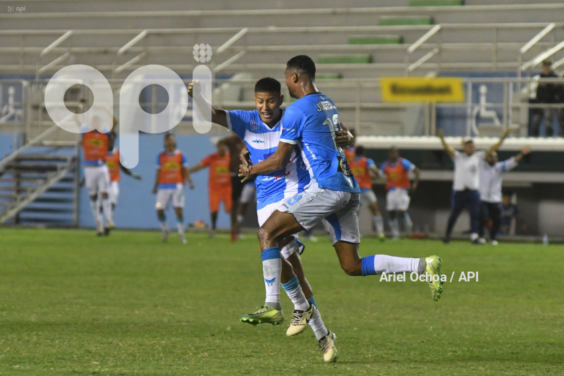 FBL-LIGA ECUABET-MANTA-AUCAS