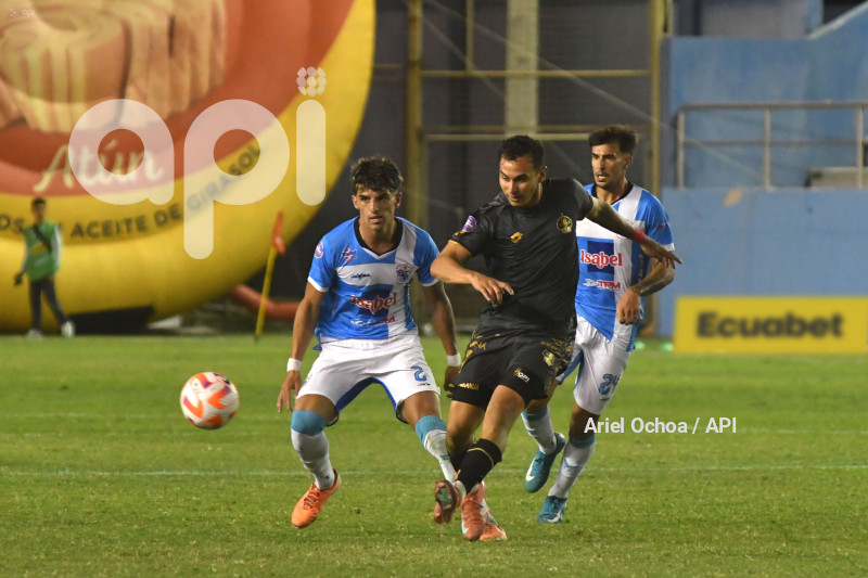 FBL-LIGA ECUABET-MANTA-AUCAS