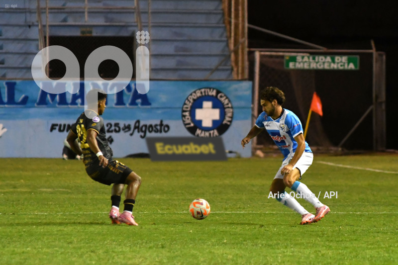 FBL-LIGA ECUABET-MANTA-AUCAS