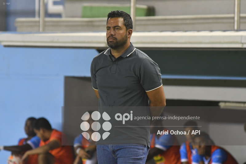 FBL-LIGA ECUABET-MANTA-AUCAS