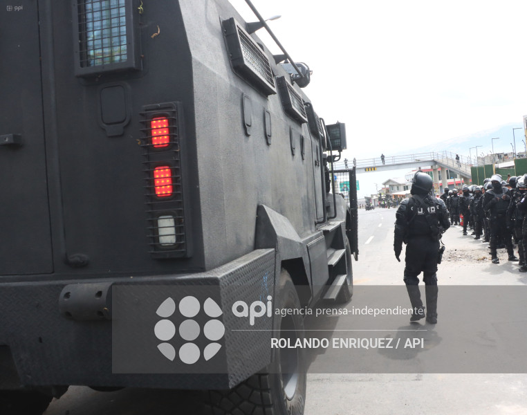 PROTESTAS PANAMERICANA NORTE QUITO